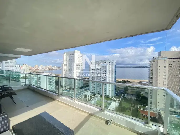Gran departamento ubicado en Gala Tower, imperdible