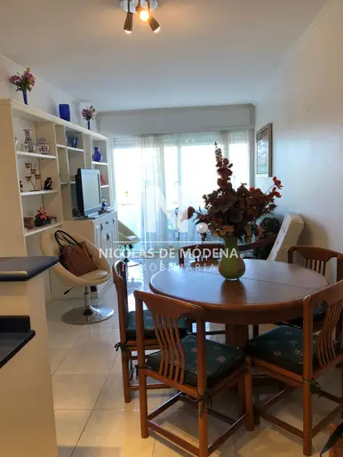Departamento de 1 dormitorio en alquiler frente a Playa Mansa
