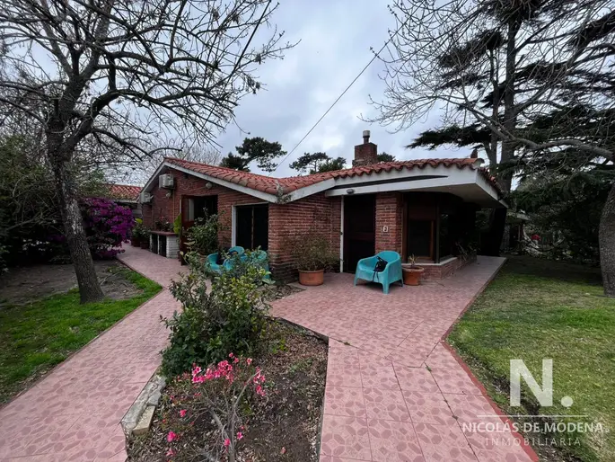 Vende casa de 3 dormitorios en Punta del Este