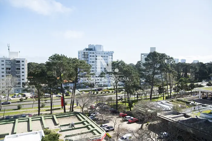 Departamento en venta de 3 dormitorios en Roosevelt Center, Punta del este
