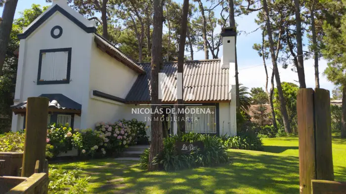 Casa en Venta de 3 dormitorios en Aidy Grill , Punta del este