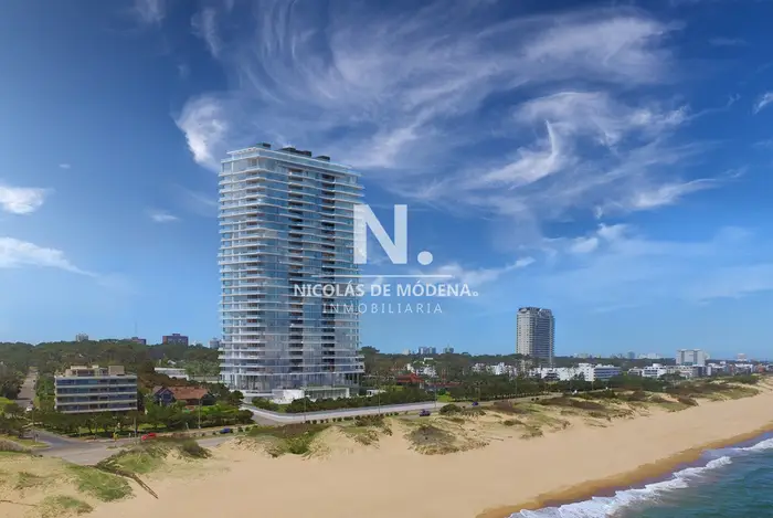 Nicolás De Módena - Proyecto Venetian Luxury Residences Punta del Este - Torre Premium frente al mar en Playa Mansa.