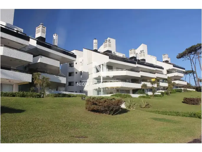 Departamento en alquiler Torre Pinares Pda 33 mansa
