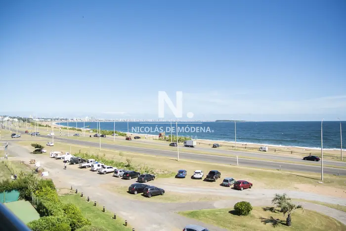 Espectacular PentHouse de primer linea frente al mar en venta