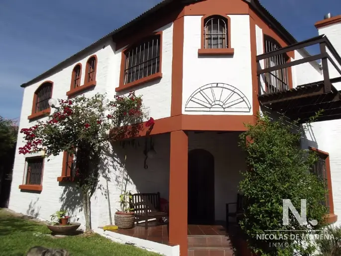 Casa de 4 dormitorios en Pinares, Punta del este