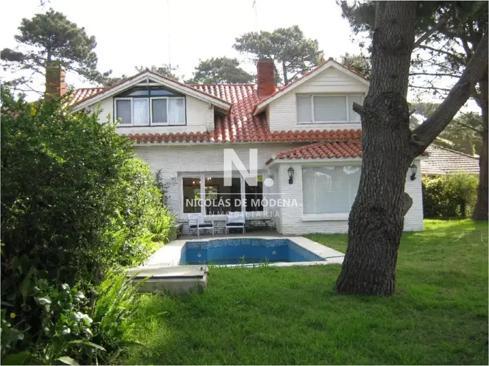 Casa  de 3 dormitorios en Venta en San Rafael, Punta Del Este