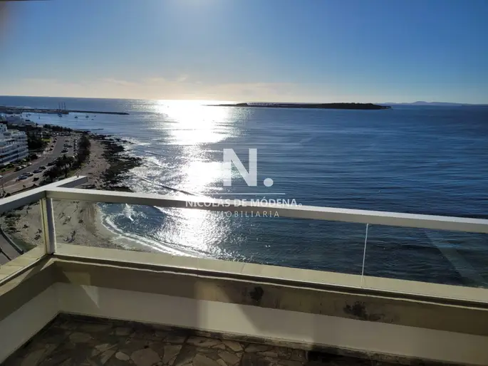 Departamento de 3 dormitorios en alquiler, Punta Del Este
