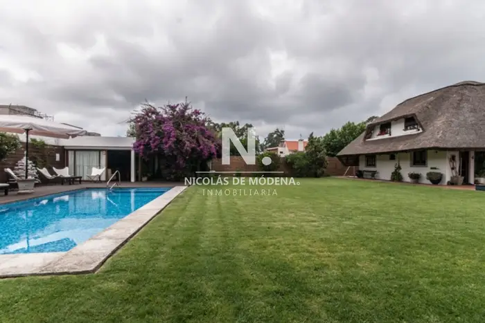 Casa de 3 dormitorios en venta en Pinares, Punta del Este