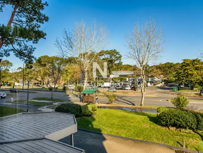 Departamento de 4 dormitorios en venta en Roosevelt, Punta del este.