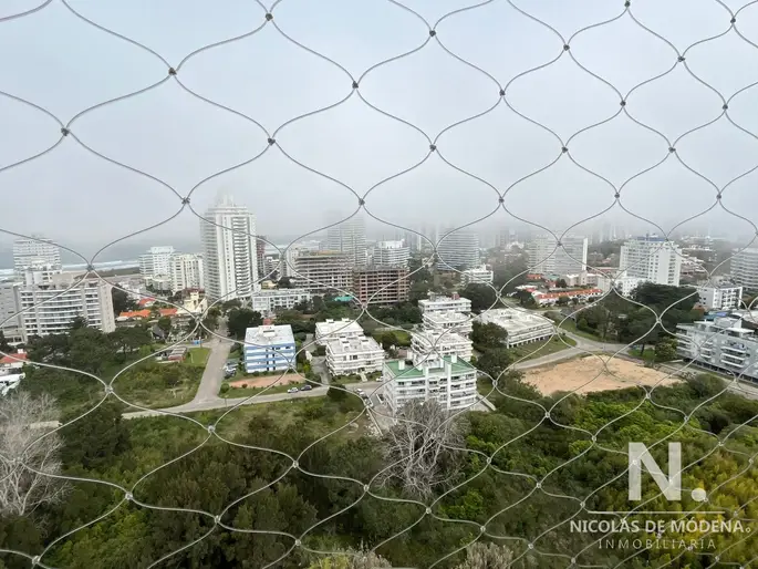 Apartamento de 2 dormitorios en Roosevelt - Punta del Este