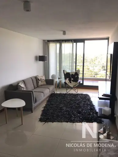 Vende departamento de 1 dormitorio y medio en Roosevelt , Punta del Este