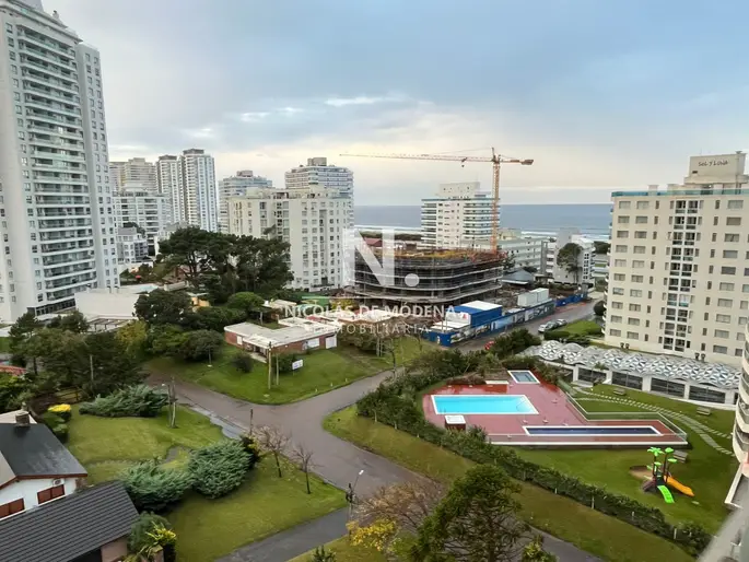 Apartamento en Venta de 3 dormitorios en Aidy Grill , Punta del Este