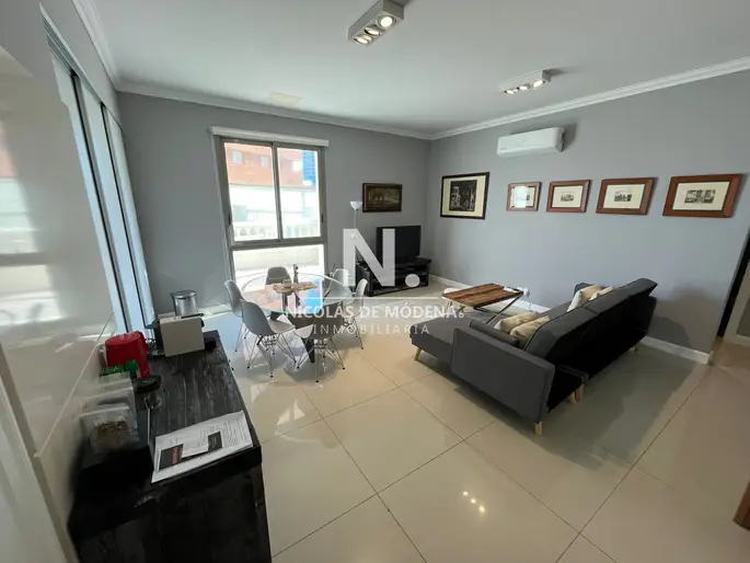 Apartamento en venta, 1 dormitorio, en playa Brava, Punta del Este.