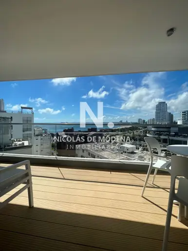 Departamento en venta en Playa Mansa, Punta del Este