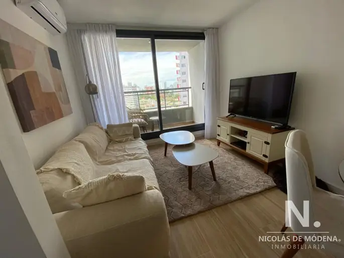 En venta, apartamento comodo de 2 dormitorios, con excelente vista en Brava, Punta del Este.