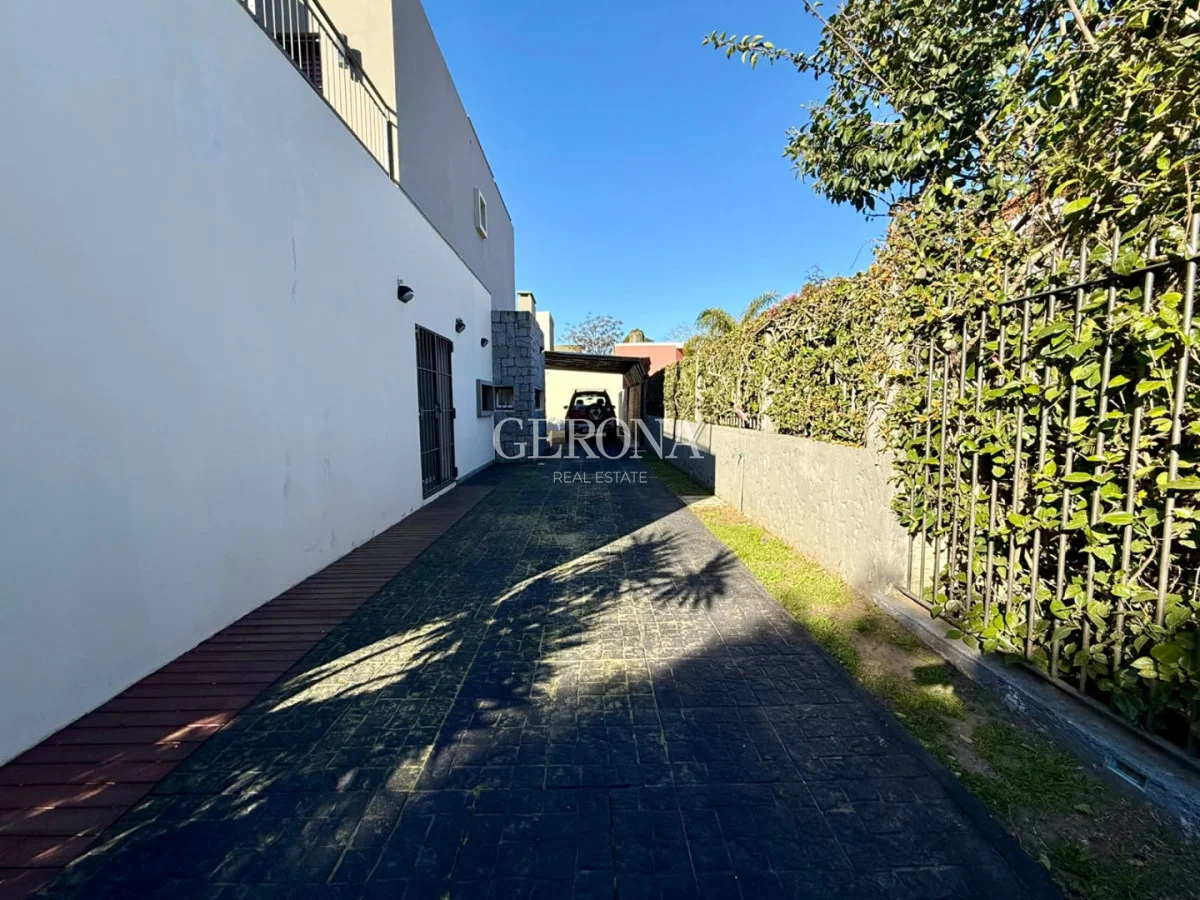 Casa en Carrasco Norte, propiedad 293833 -Imagen 1