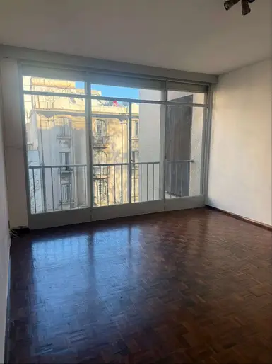 Venta  Apartamento 3 dormitorios 2 baños luminoso Centro