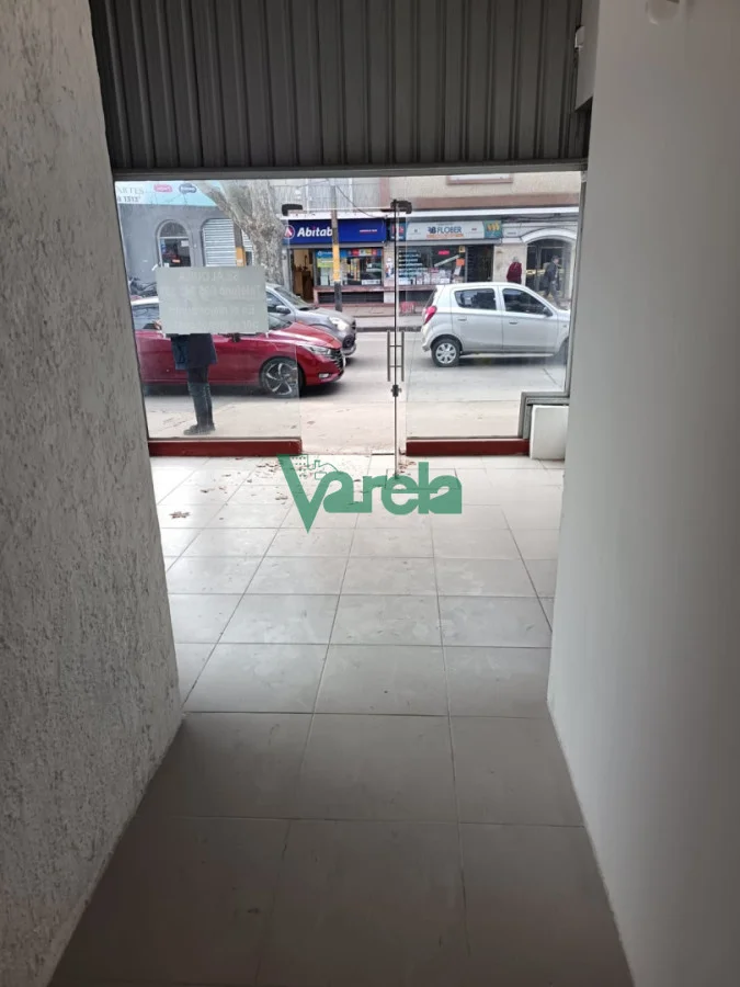 Local en Pocitos, propiedad 298476 -Imagen 2