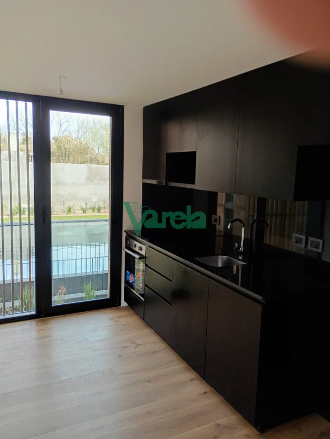 Apartamento en Carrasco Norte, propiedad 298296 -Imagen 2