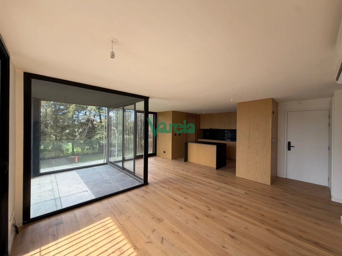 Apartamento en Carrasco Norte, propiedad 300252 -Imagen 2