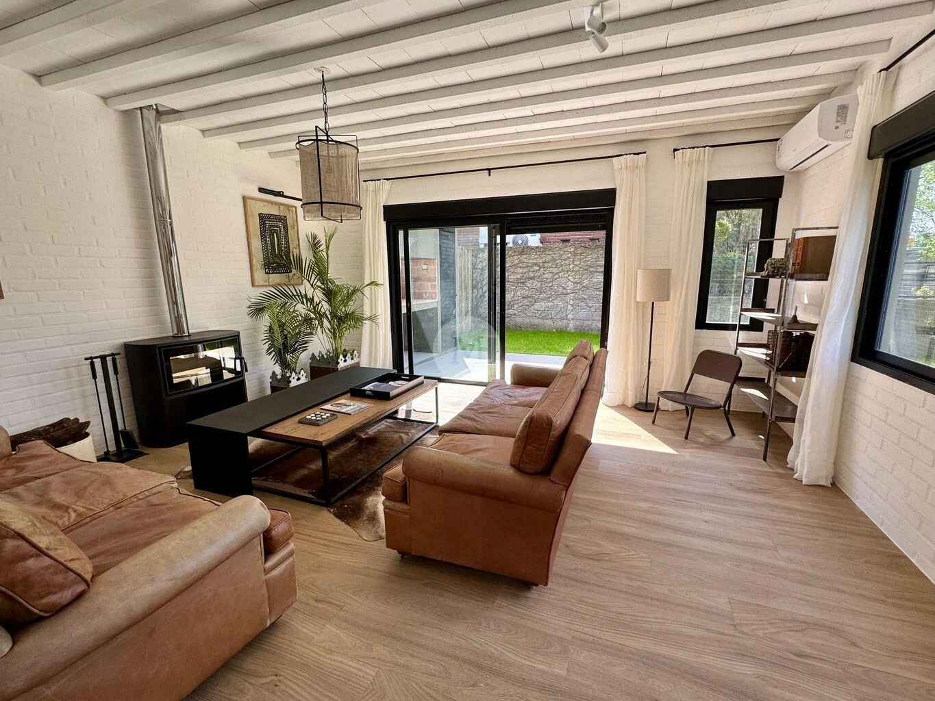 Casa en Carrasco, propiedad 940 -Imagen 1