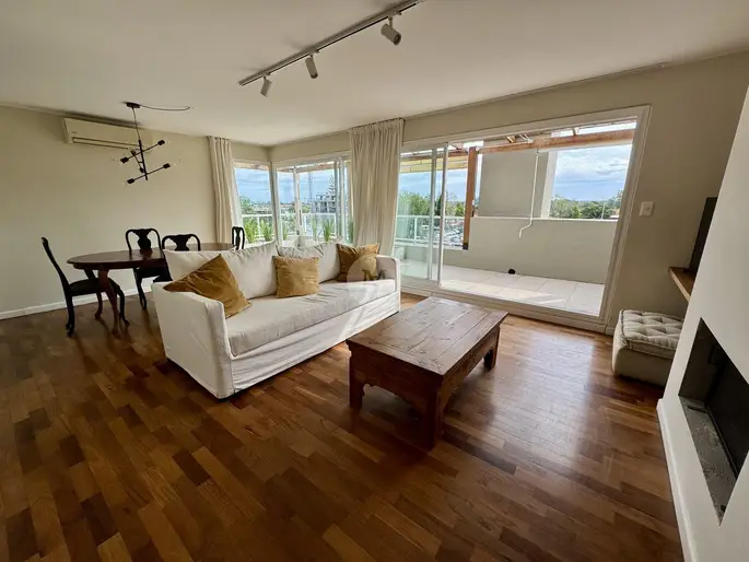 Alquiler penthouse 2 Dormitorios con gran terraza en av de las Américas Parque Miramar