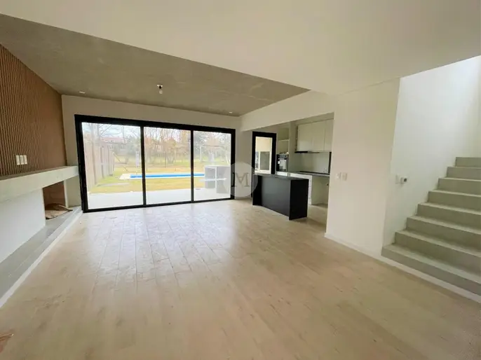 Casa en venta y alquiler en Pilar de los Horneros La Tahona