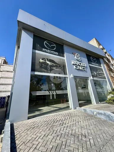 Gran local comercial como a estrenar en venta y alquiler en Malvin sobre Comercio