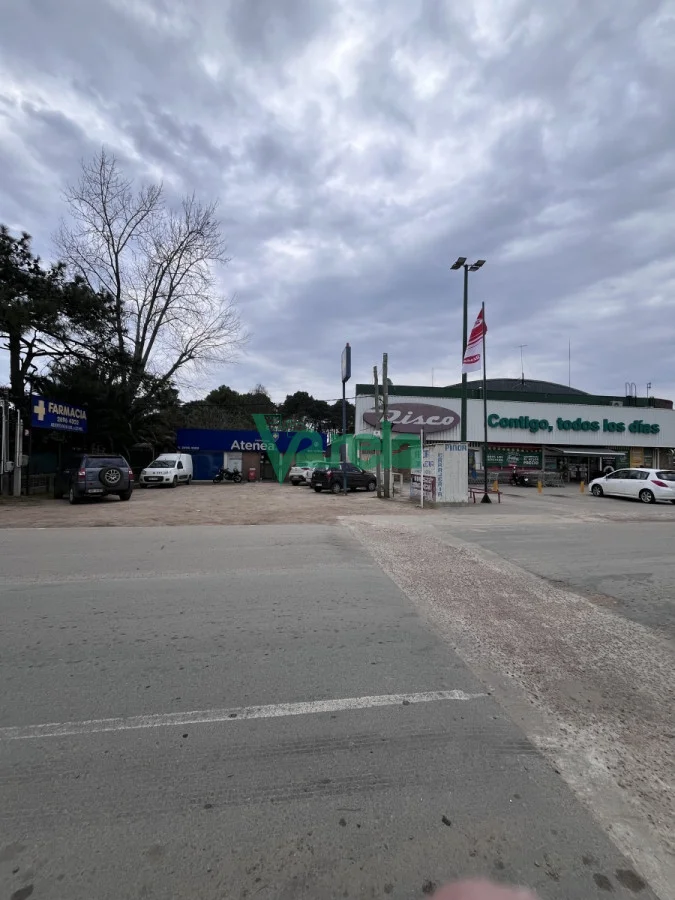 Local en Médanos de Solymar, propiedad 203726 -Imagen 2