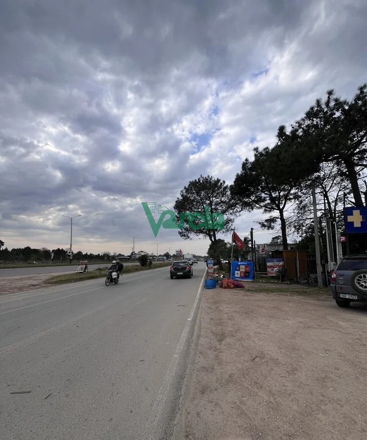 Local en Médanos de Solymar, propiedad 203726 -Imagen 4