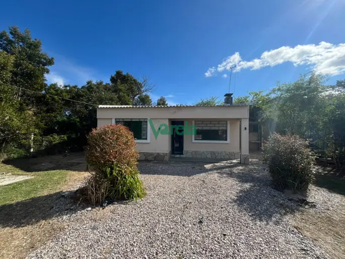 Casa de 2 dormitorios y 1  baño en Parque del Plata norte