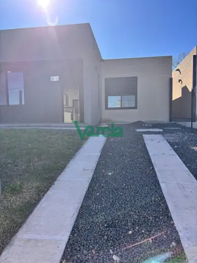 Casa a estrenar en Lagomar