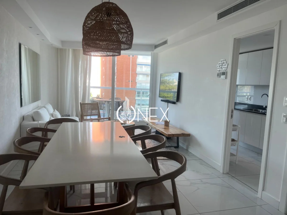 Apartamento en Playa Mansa, propiedad 266728 -Imagen 7