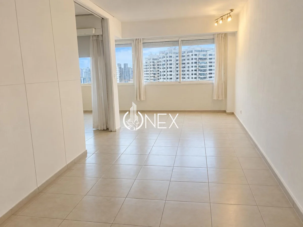 Apartamento en Playa Mansa, propiedad 266884 -Imagen 4