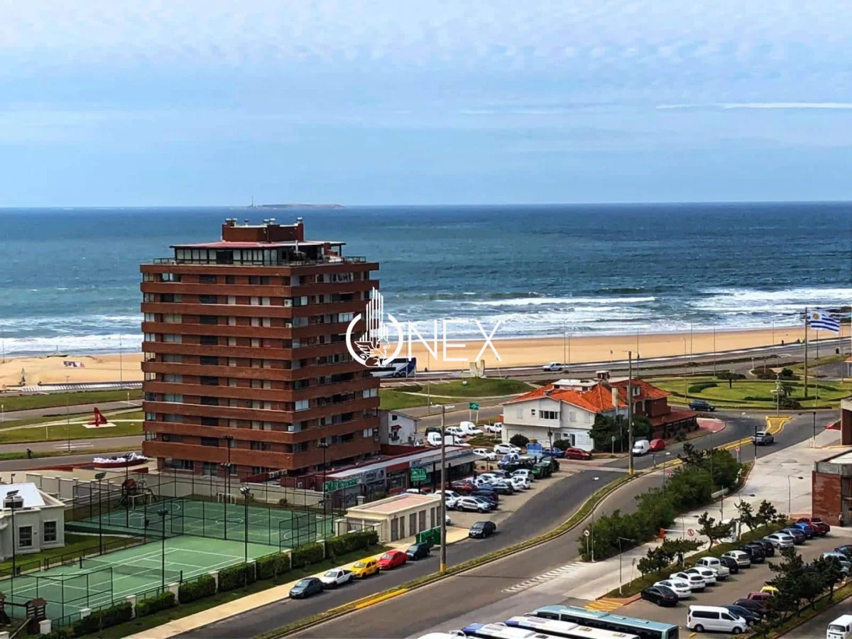 Apartamento en Playa Mansa, propiedad 266884 -Imagen 25