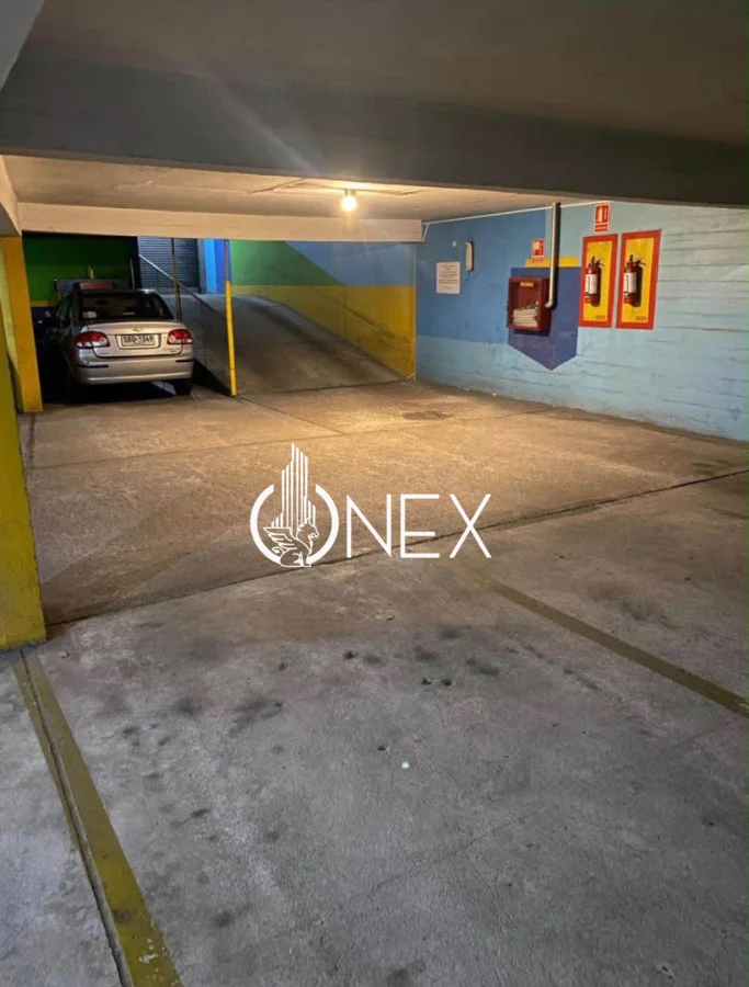 Garage en Tres Cruces, propiedad 292243 -Imagen 4