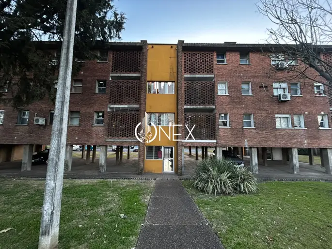 Traspaso Apartamento 2 Dormitorios Sobre Avenida