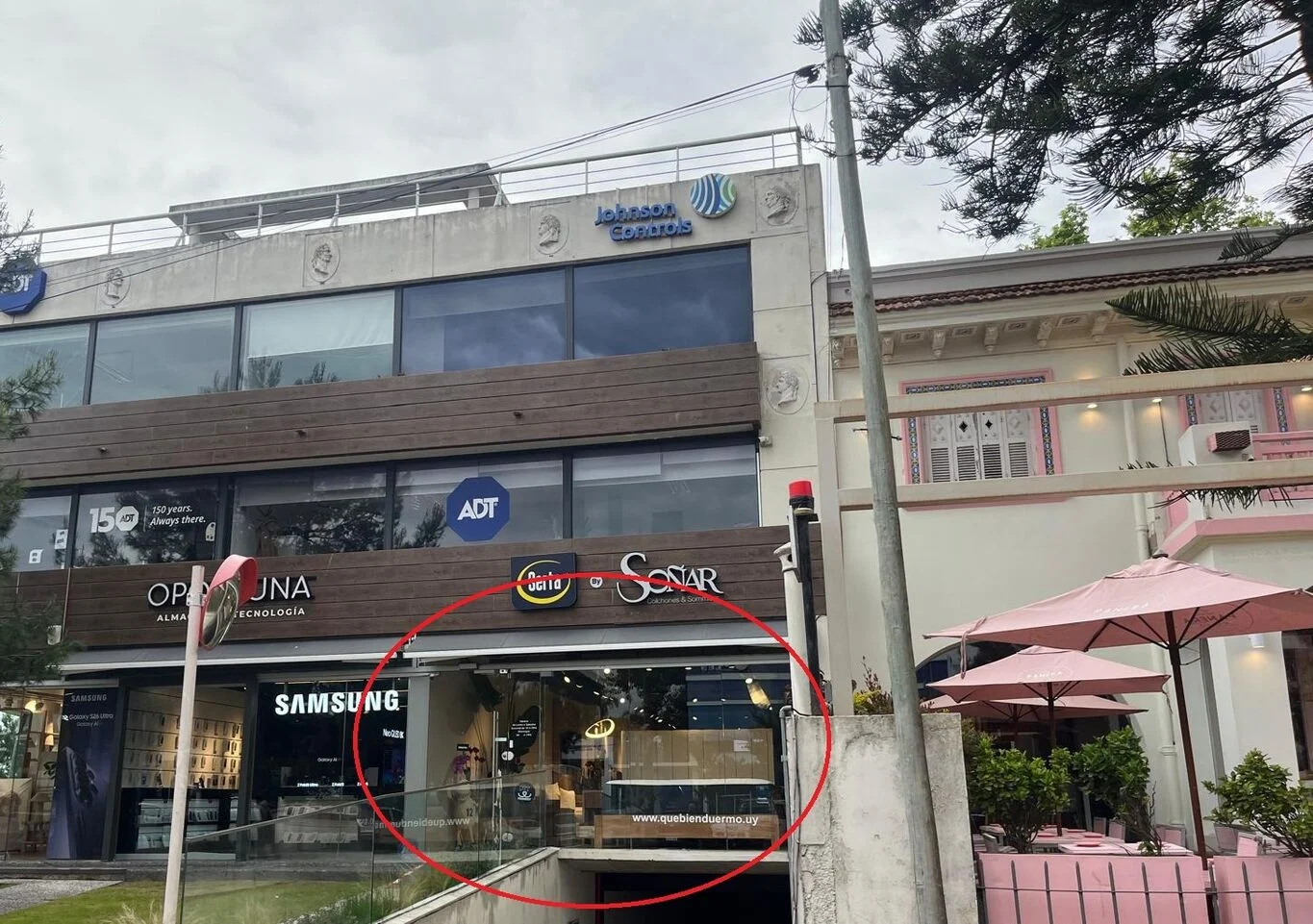 Local en Carrasco, propiedad 303975 -Imagen 3