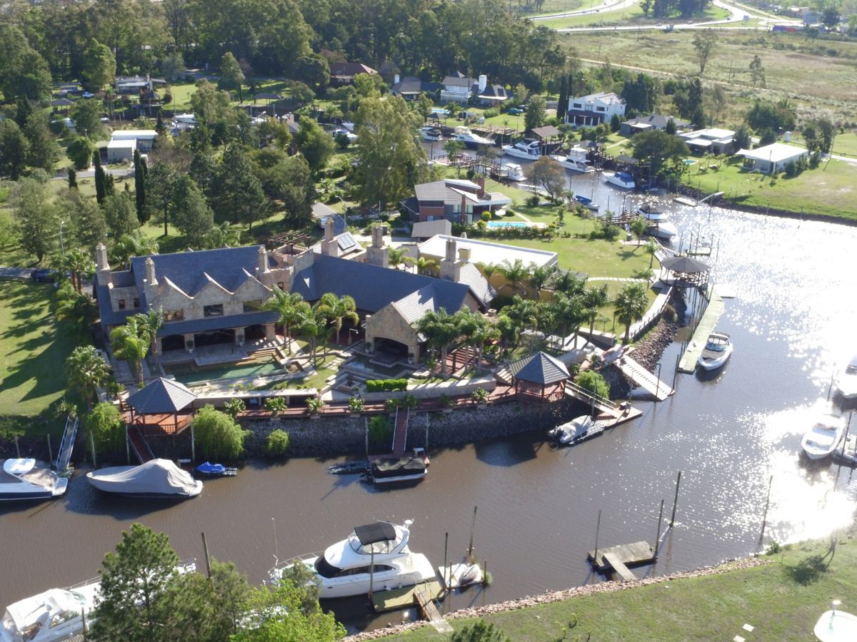 Casa en Delta del Tigre, propiedad 59378 -Imagen 2
