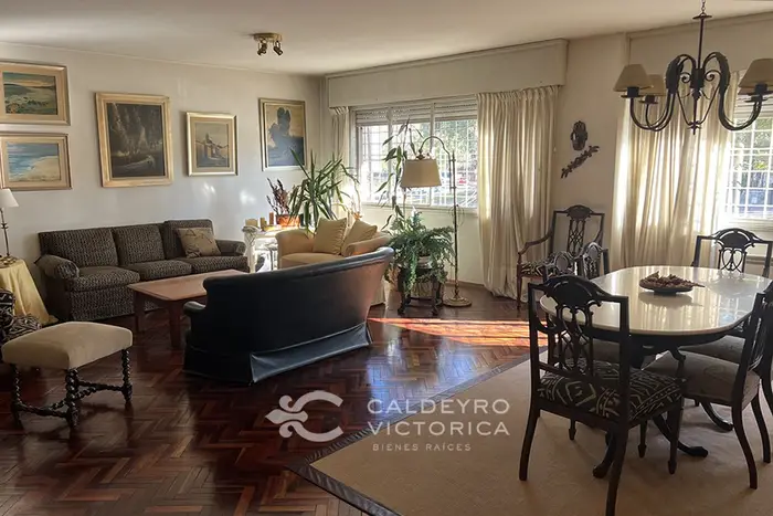 Venta Apartamento en zona de sanatorios 10321, 3 dormitorios con servicio, terraza, garaje y cochera