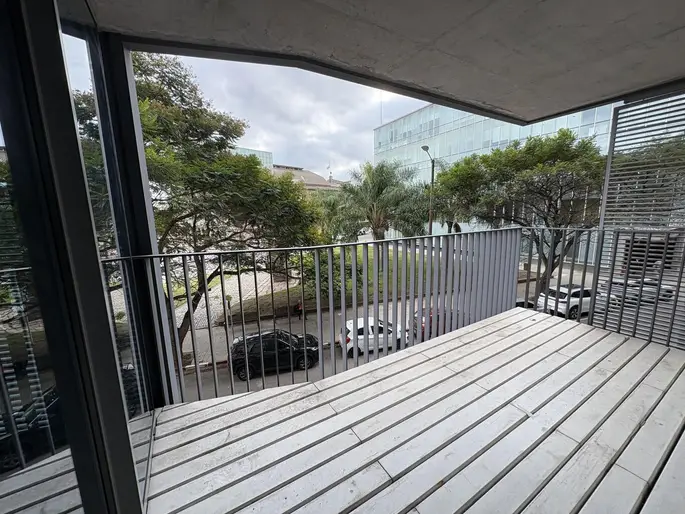 APARTAMENTO EN PISO ALTO EN CIUDAD VIEJA