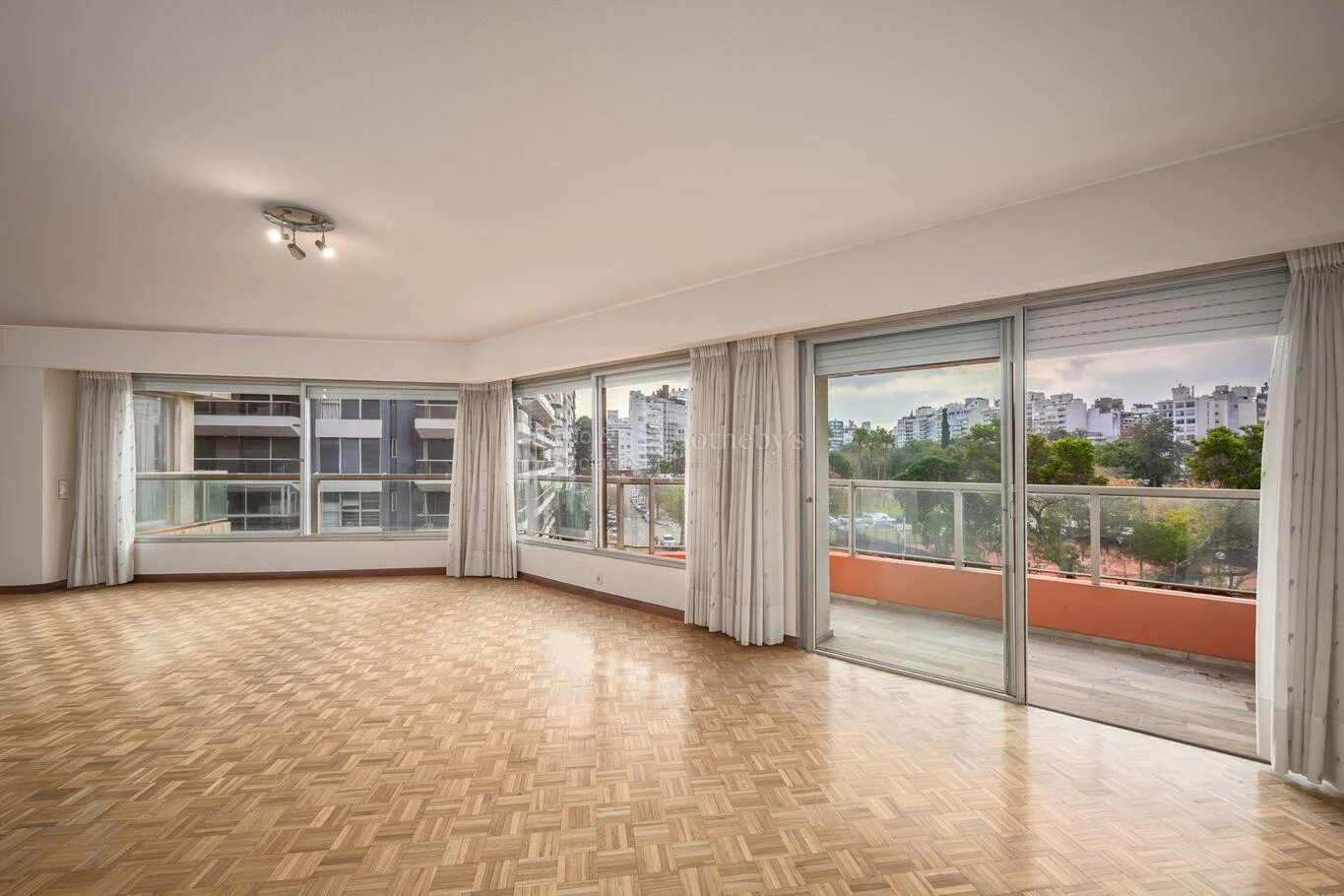 Apartamento en Villa Biarritz, propiedad 272889 -Imagen 2