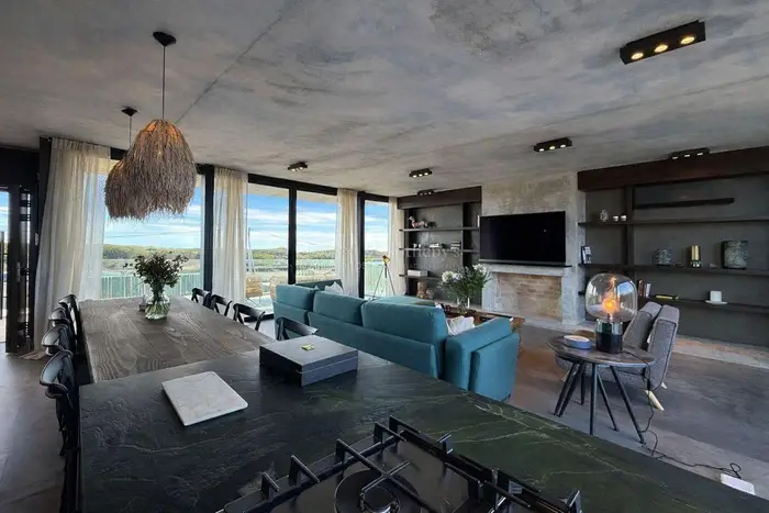 Casa contemporánea en La Juanita, entre el mar y la Laguna de José Ignacio