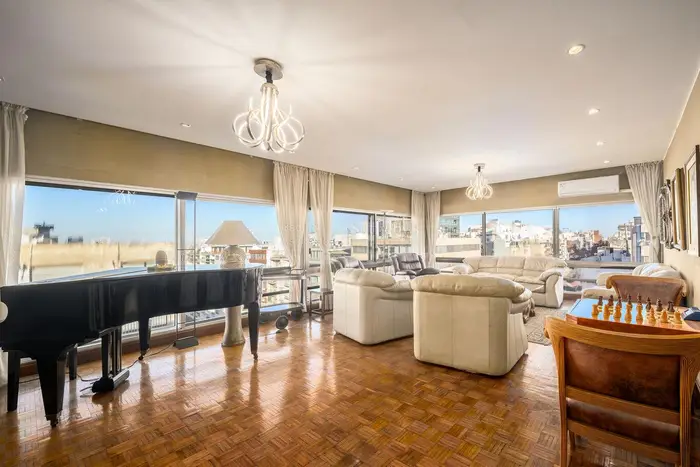 Elegante penthouse en Pocitos !