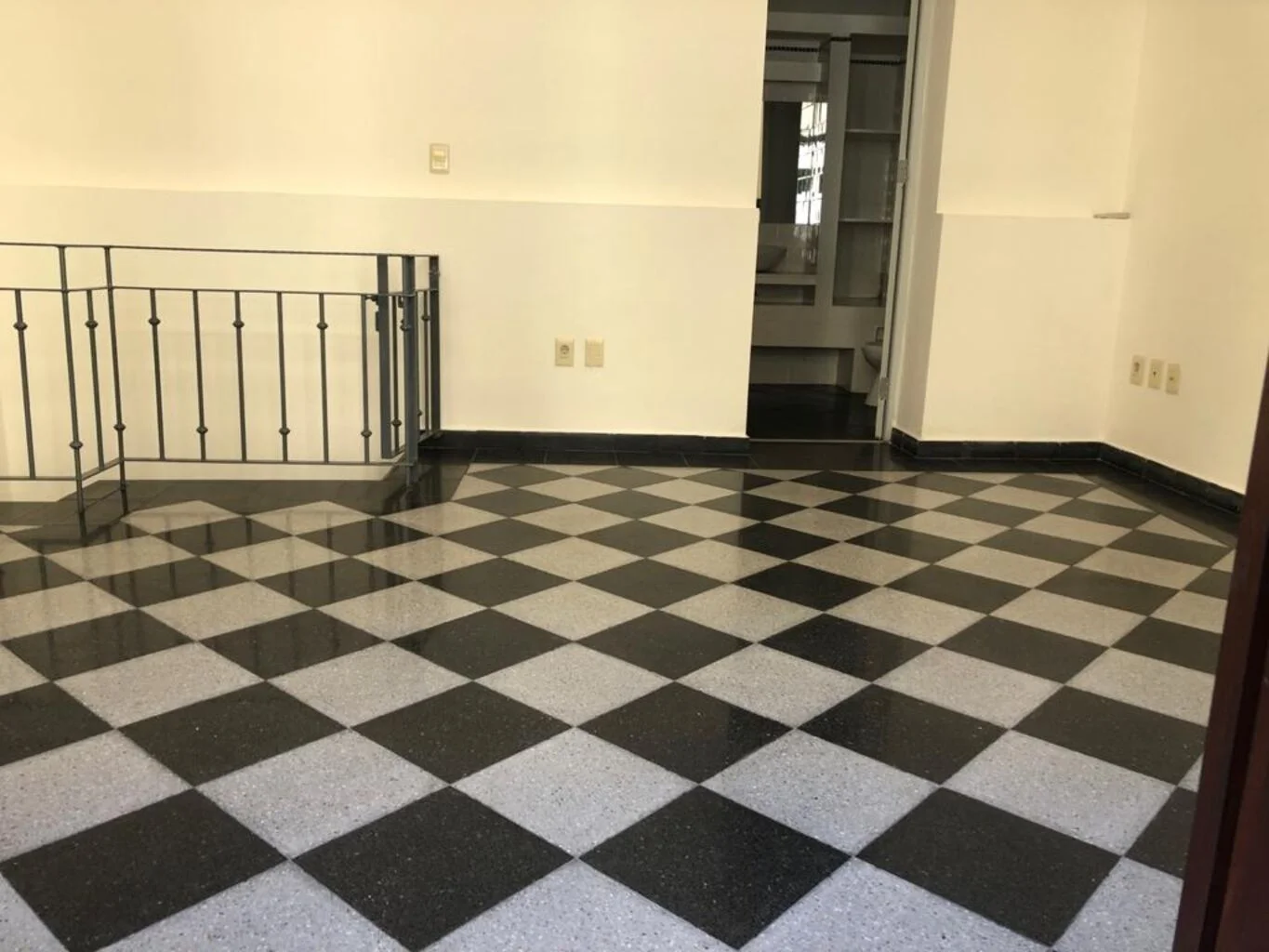 Local en Ciudad Vieja, propiedad 251588 -Imagen 3