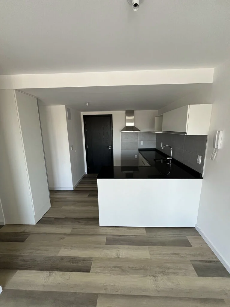 Apartamento en Cordón Sur, propiedad 302611 -Imagen 2