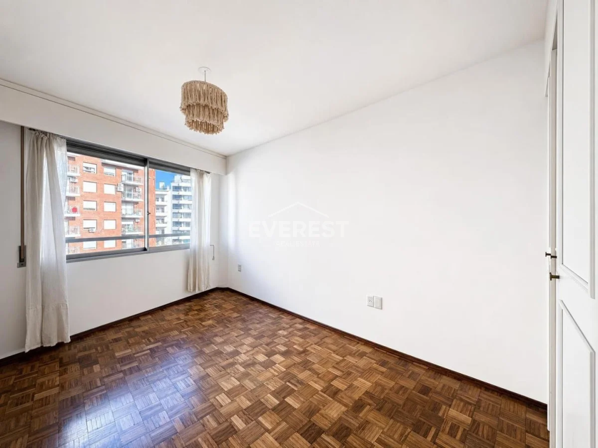 Apartamento en Tres Cruces, propiedad 295354 -Imagen 11