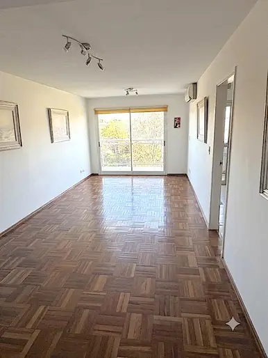 Apartamento Venta 2 Dormitorios Calefacción Garaje Balcón Buceo