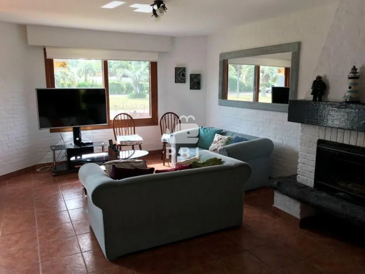 Casa en Solanas, propiedad 122096 -Imagen 2