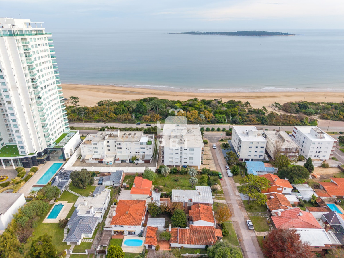 Casa en Playa Mansa, propiedad 272205 -Imagen 5